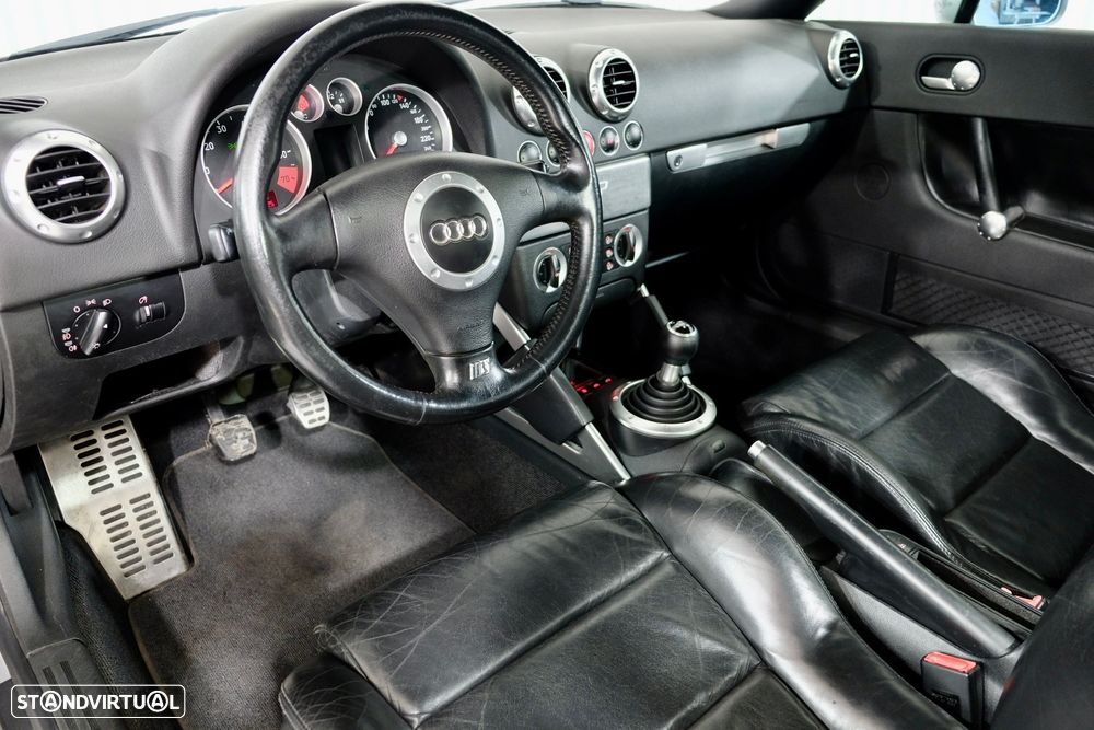 Audi TT Coupé 1.8 T S-line - 16