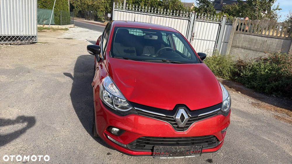 Renault Clio - 1