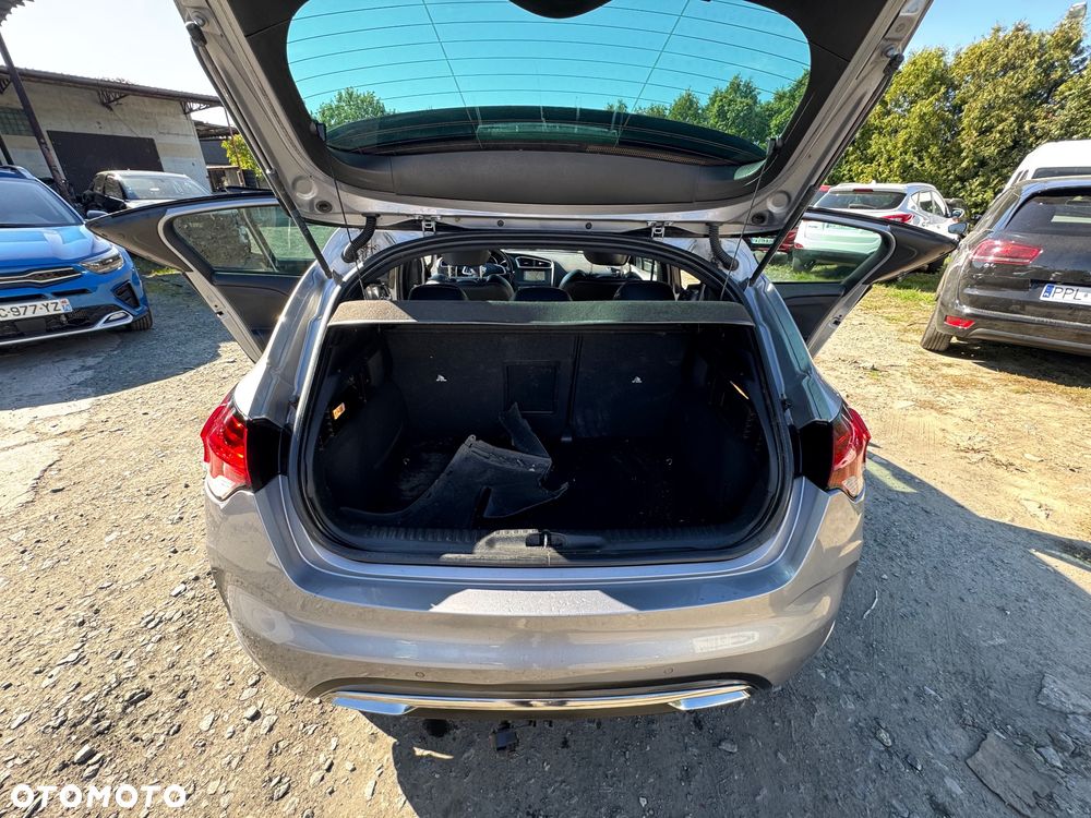 Citroën DS4 Cross 1.6 BlueHDi Be Chic S&S EAT6 - 16