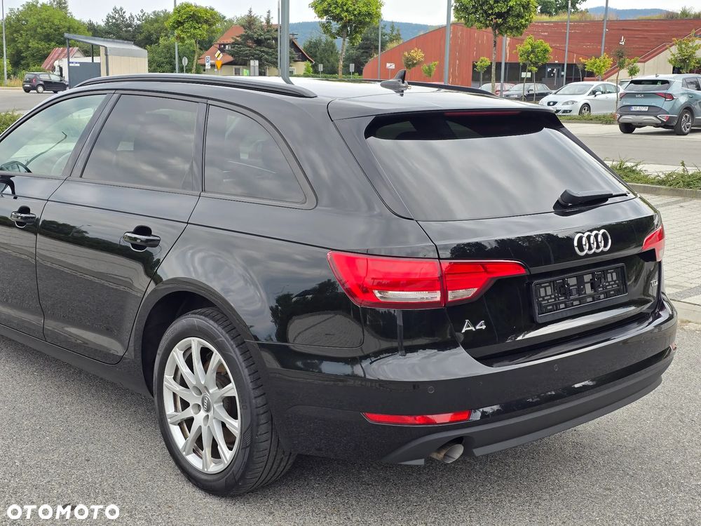 Audi A4 Avant 2.0 TDI - 19