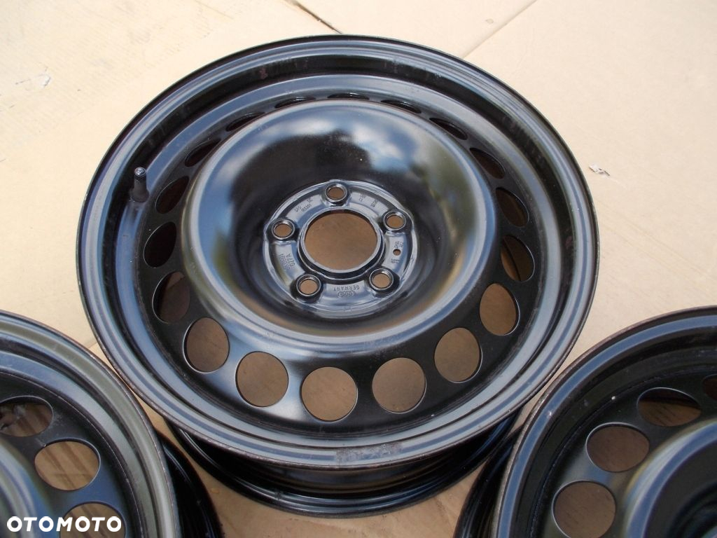 4x Felgi 16 Audi A4 B8 A6 C7 7j 5x112 ET39 / 8K0601027A - 12