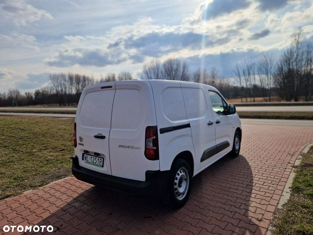 Toyota Proace City - 4