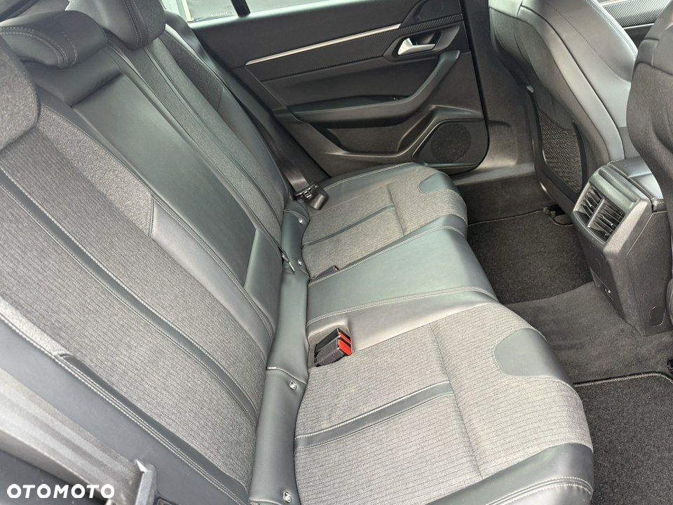 Peugeot 508 1.6 PureTech Allure Pack S&S EAT8 - 33