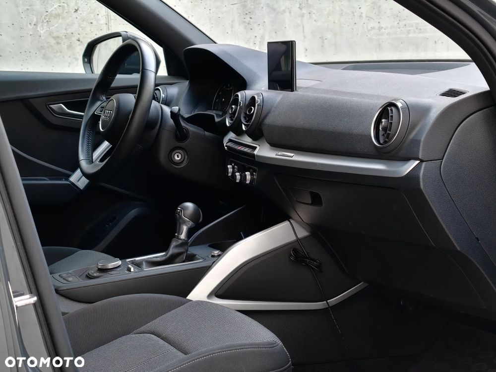 Audi Q2 35 TFSI Sport S tronic - 8