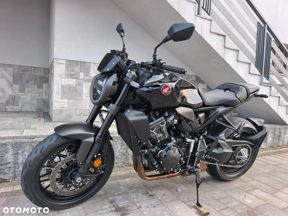 Honda CB - 38