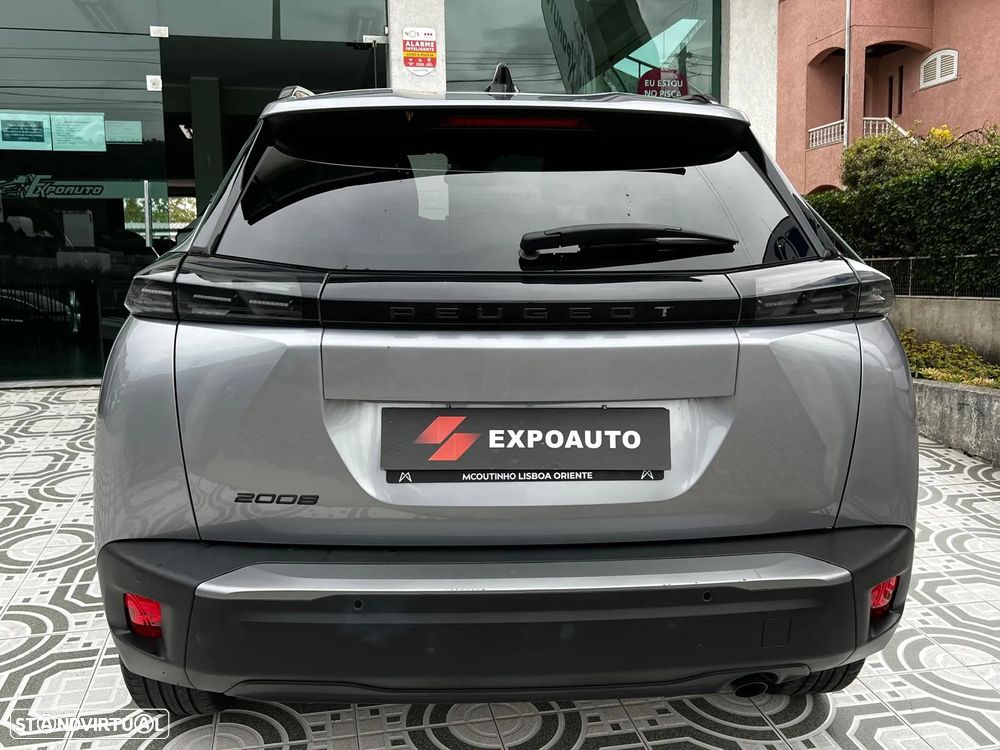 Peugeot 2008 1.2 PureTech Allure - 5