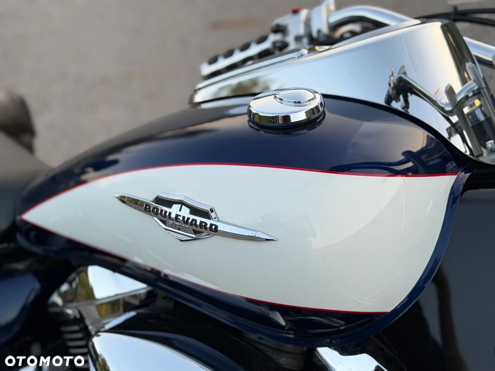 Suzuki Boulevard - 13