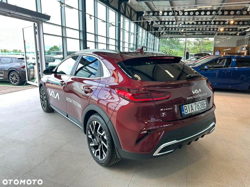 Kia XCeed 1.6 T-GDI Business Line DCT - 3