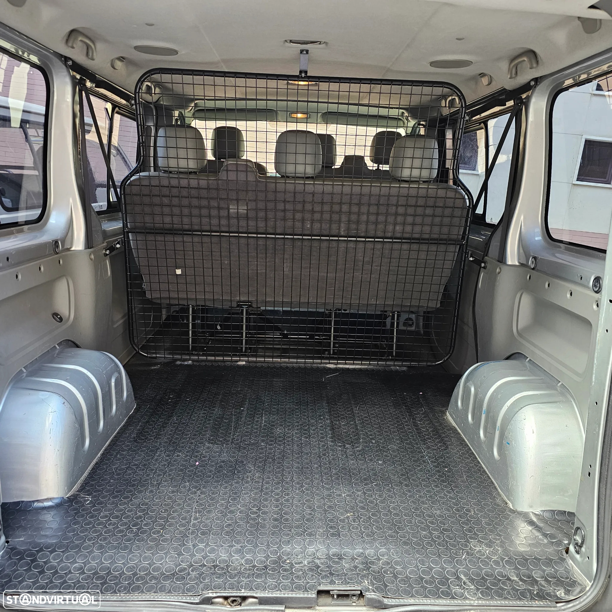 Opel Vivaro 2.0 CDTi L1H1 2.7T 6L - 18