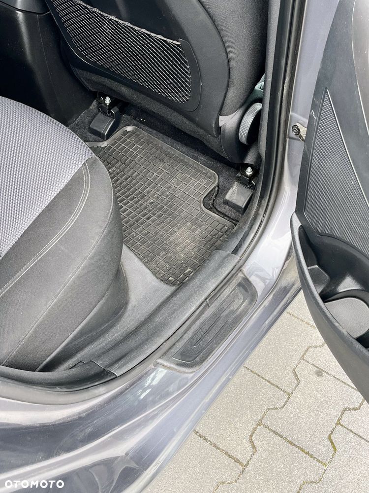 Hyundai i30 - 10