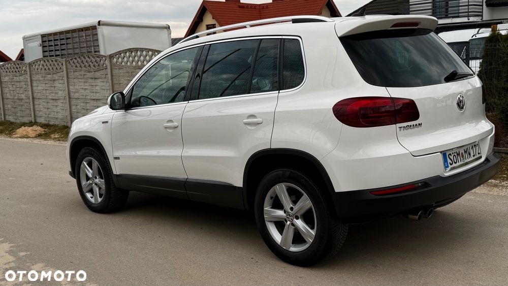 Volkswagen Tiguan 2.0 TDI 4Mot Perfectline R-Style DSG - 26
