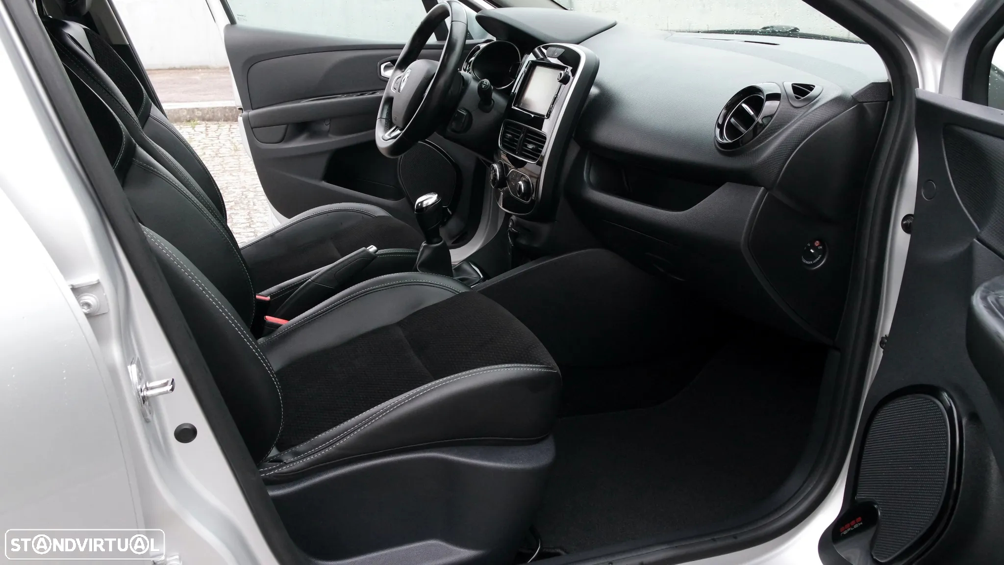 Renault Clio 0.9 TCE Dynamique S - 45