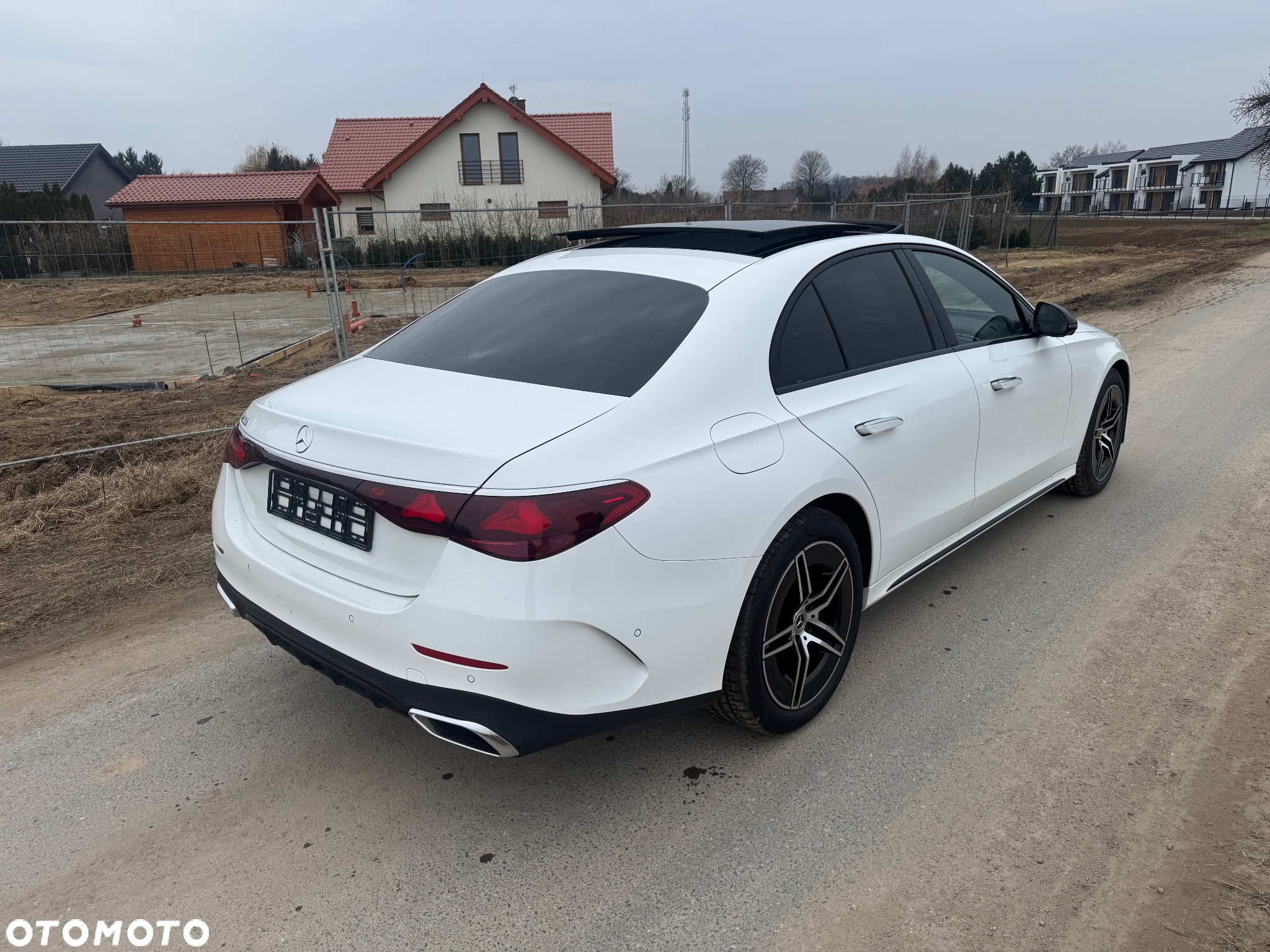 Mercedes-Benz Klasa E 200 AMG - 7