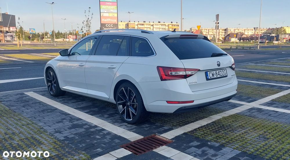 Skoda Superb 2.0 TDI Ambition DSG7 - 21