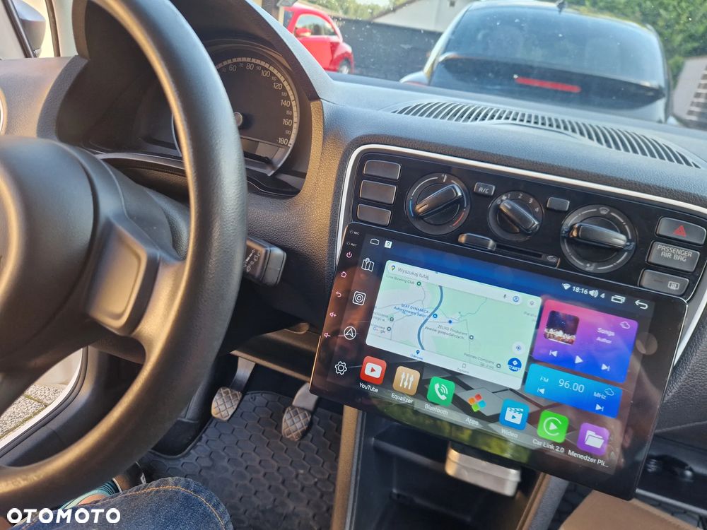 Volkswagen up! - 6