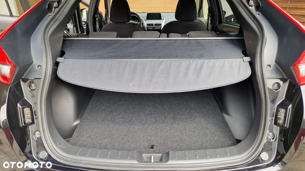 Mitsubishi Eclipse Cross - 10
