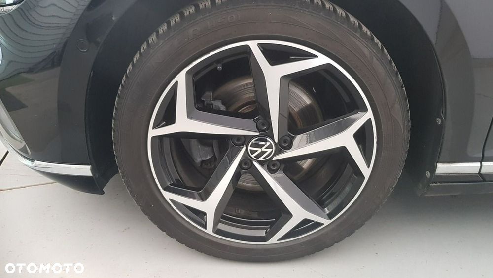 Volkswagen Passat - 9