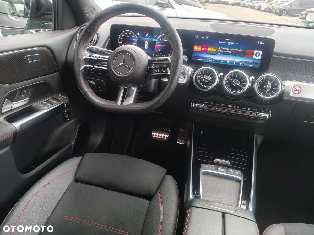 Mercedes-Benz GLB 220 d 4-Matic AMG Line 8G-DCT - 20