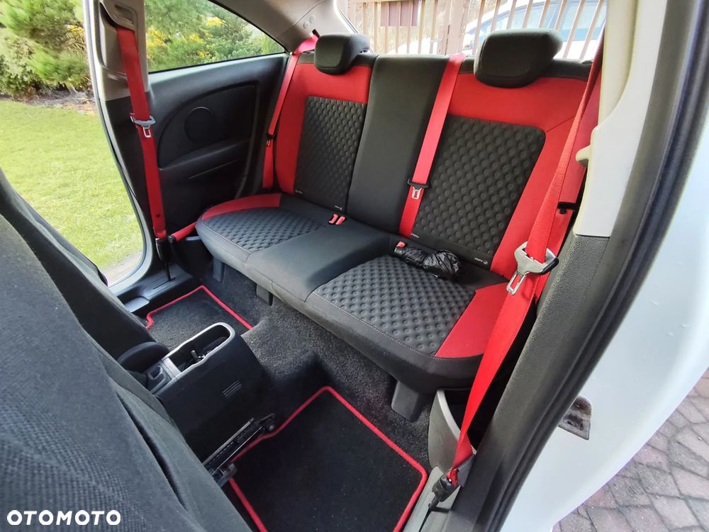 Opel Corsa ver-1-6t-gsi - 13