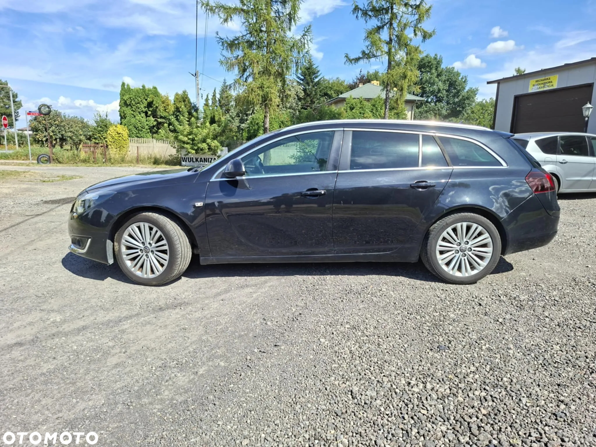 Opel Insignia - 2