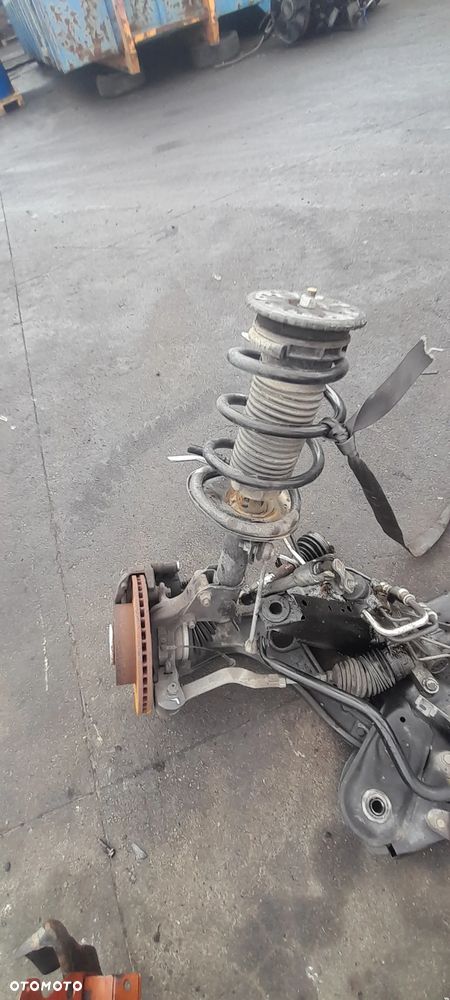 ZWROTNICA LEWA Z MCPHERSON RENAULT MASTER III!! WYSYŁKA!! - 1