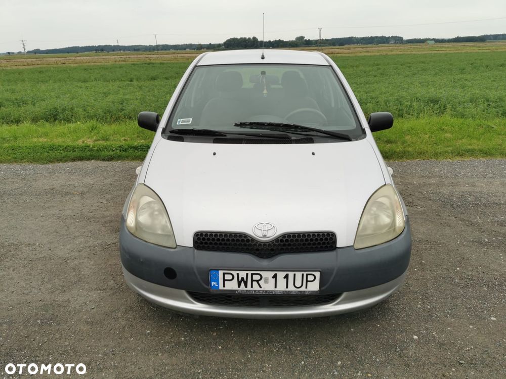 Toyota Yaris 1.0 Terra - 2