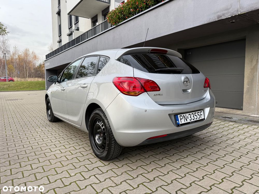 Opel Astra 1.7 CDTI DPF - 6