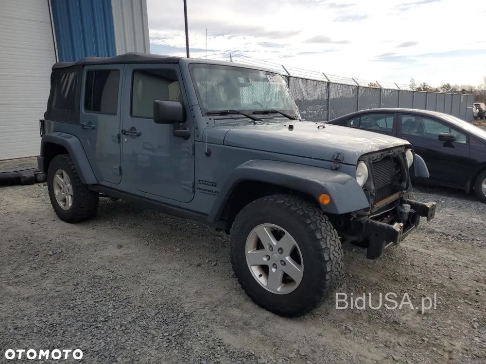Jeep Wrangler 3.6 Unlim X - 2