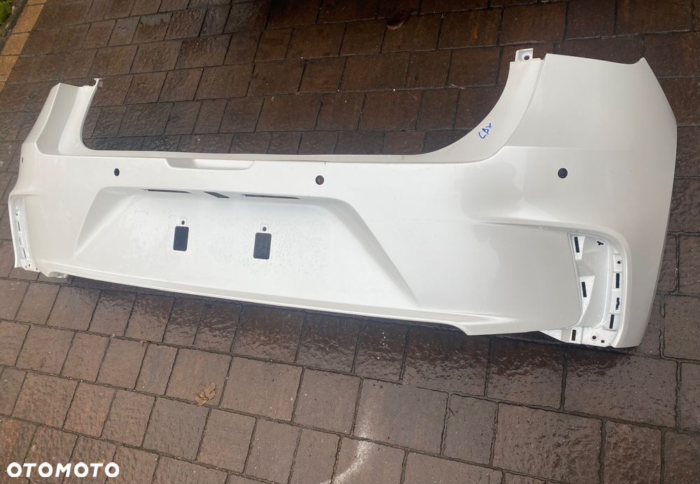 Zderzak tył tylny LEXUS LBX 23- kod 040 IGLA ORG. - 2