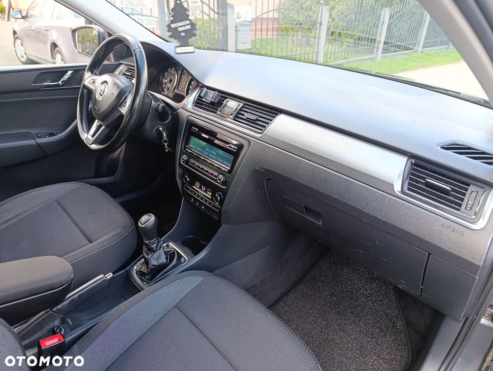 Skoda RAPID 1.2 TSI Ambition Green tec - 35