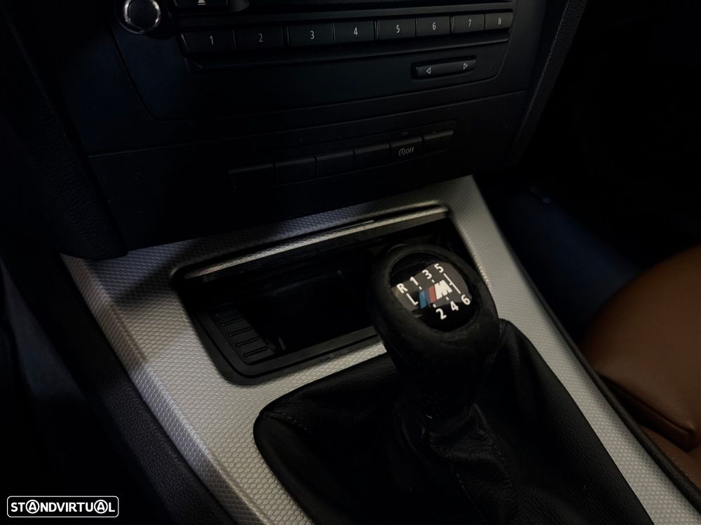 BMW 320 d Pack M - 19