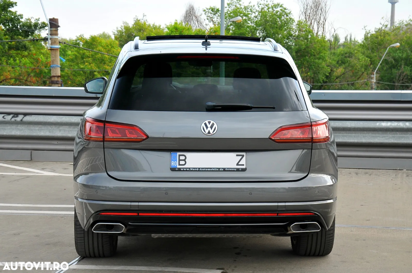 Volkswagen Touareg V6 TDI 4MOTION R-Line - 19