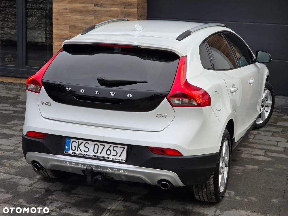 Volvo V40 Cross Country D4 Drive-E Momentum - 3