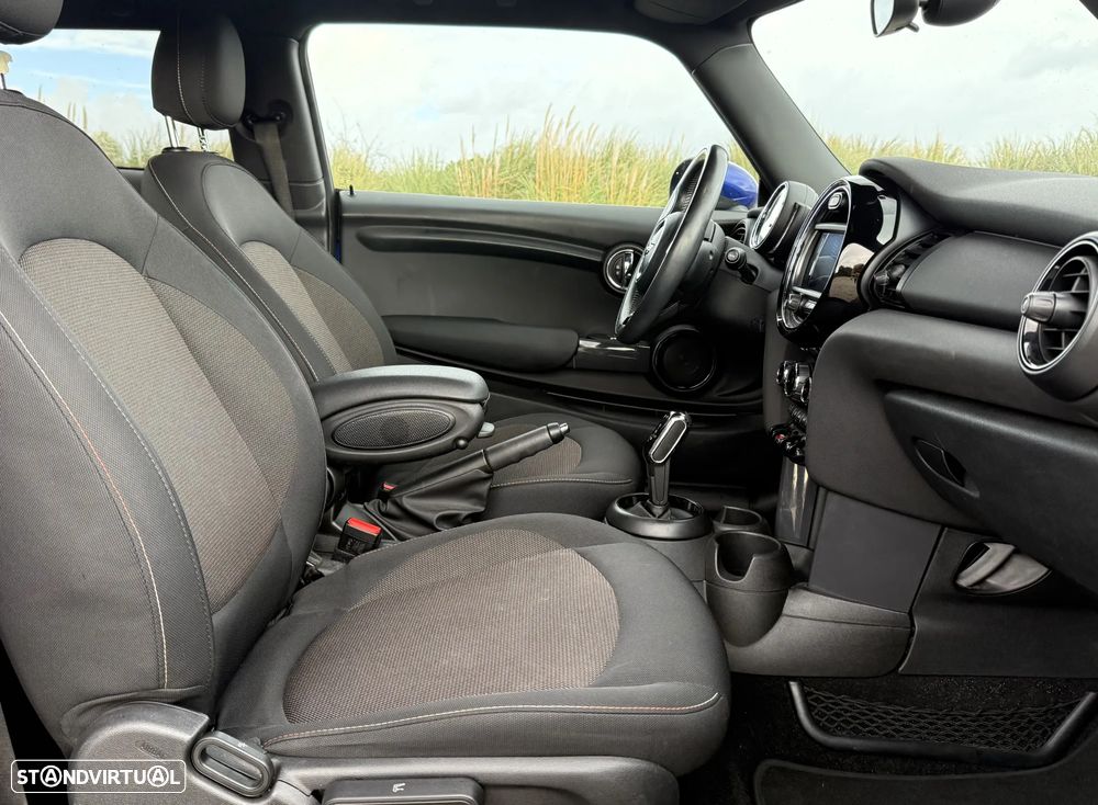 MINI 3 Portas One Auto - 26