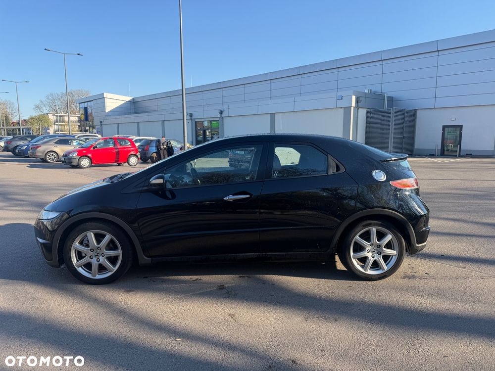 Honda Civic 1.8i-VTEC Sport - 2