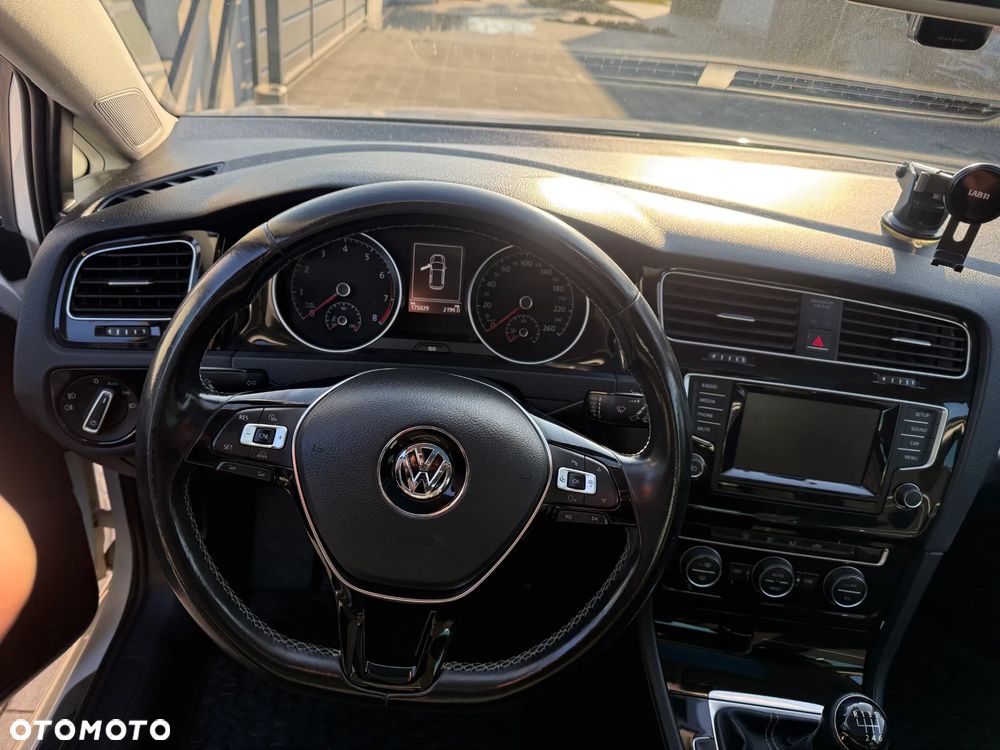 Volkswagen Golf 1.2 TSI BlueMotion Technology Cup - 10