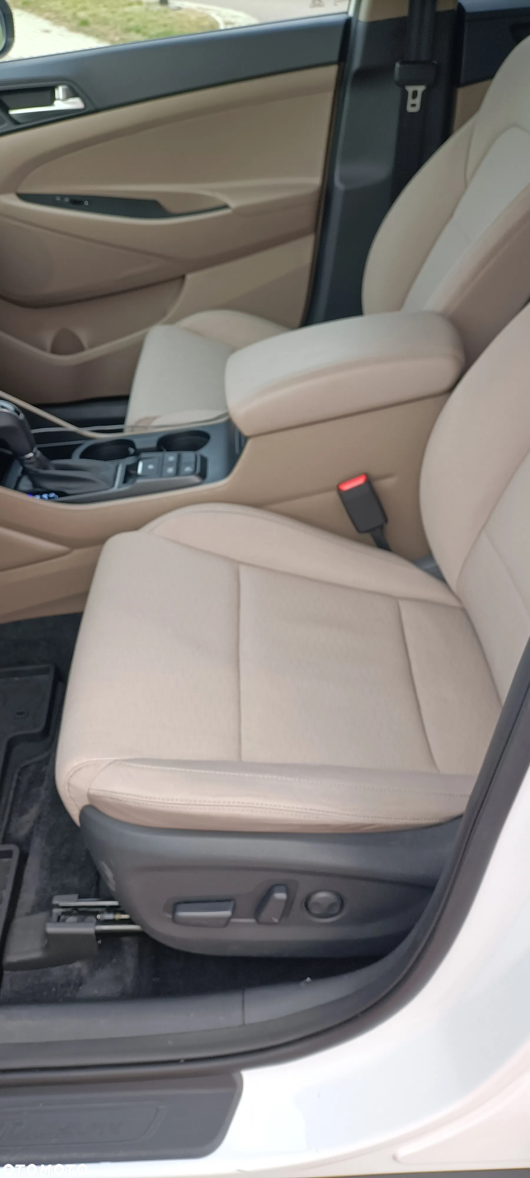 Hyundai Tucson - 12
