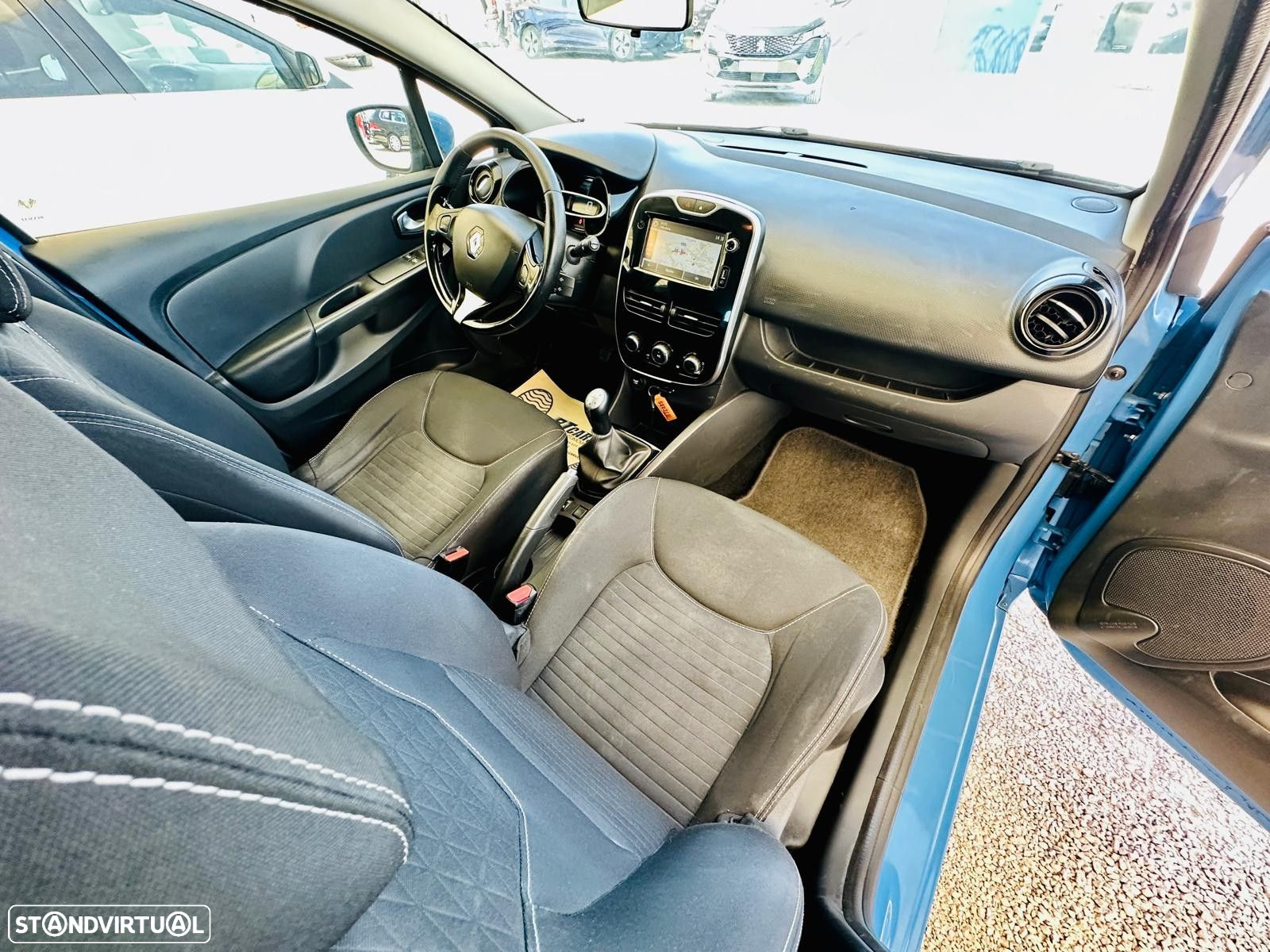 Renault Clio Sport Tourer 1.5 dCi Confort - 24