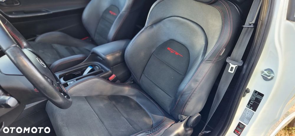 Kia Ceed 1.6 T-GDI GT - 10