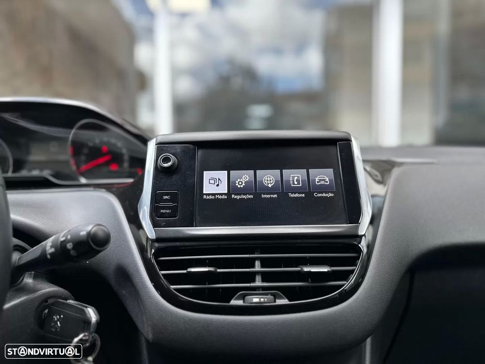 Peugeot 208 1.2 PureTech Active - 22