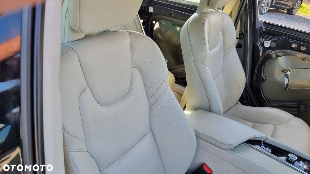Volvo V90 D4 Geartronic Momentum Pro - 29