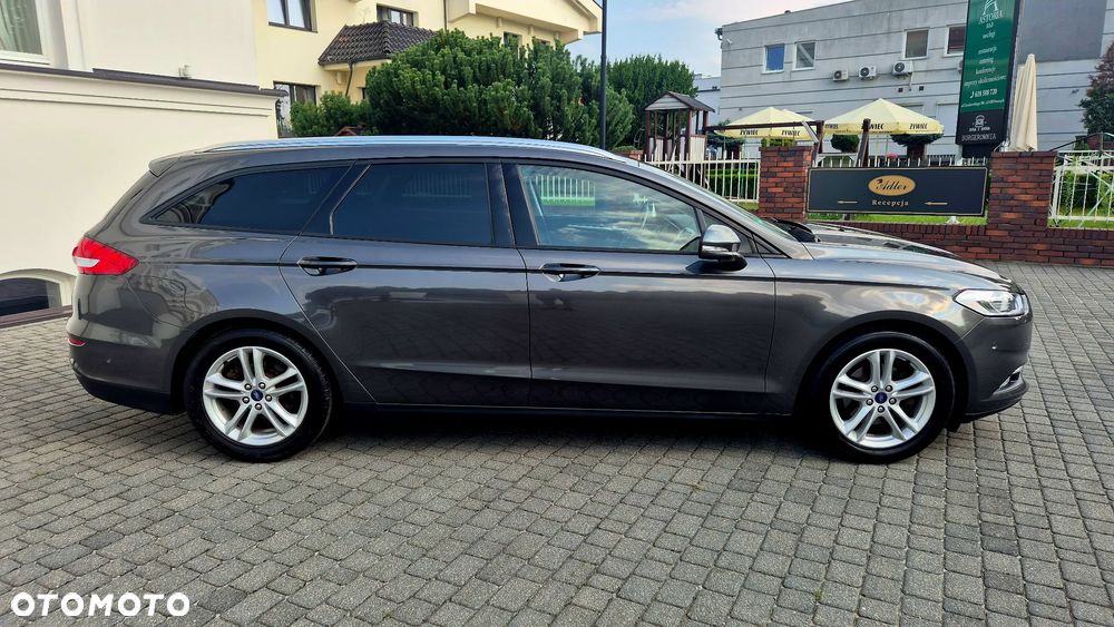 Ford Mondeo 1.5 EcoBoost Titanium - 4