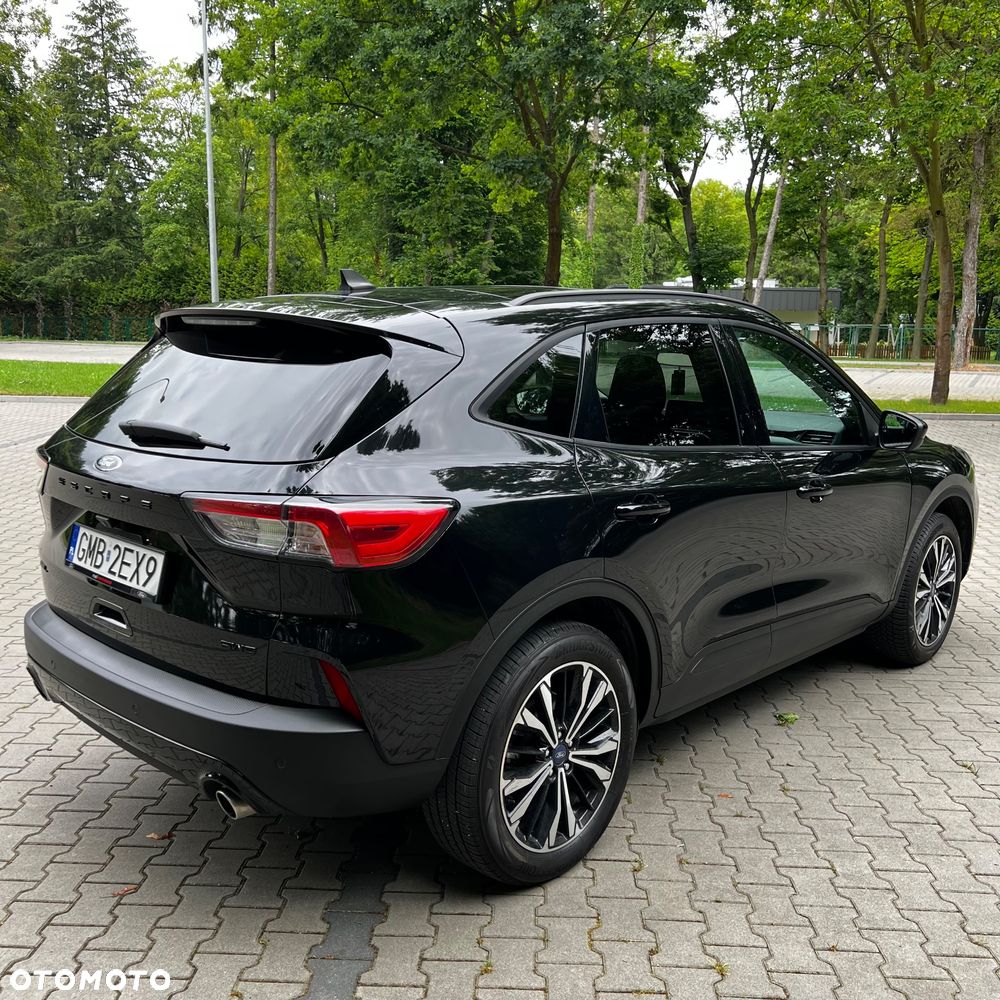 Ford Escape 2.0 EcoBoost AWD Titanium - 8