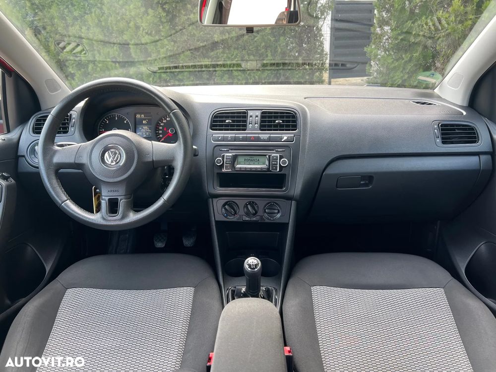 Volkswagen Polo 1.6 TDI DPF Trendline BlueMotion Technology - 19