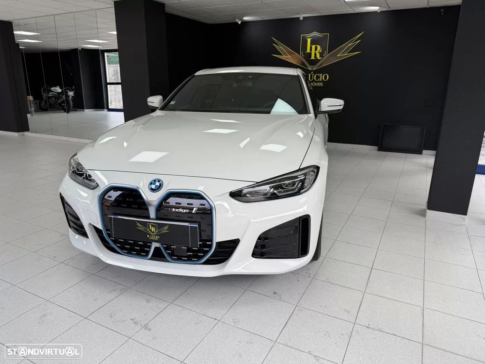 BMW i4 eDrive35 Pack Desportivo M - 9