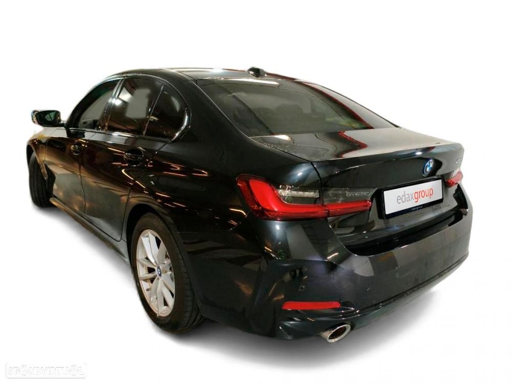 BMW 320 e Auto — fotografia 2