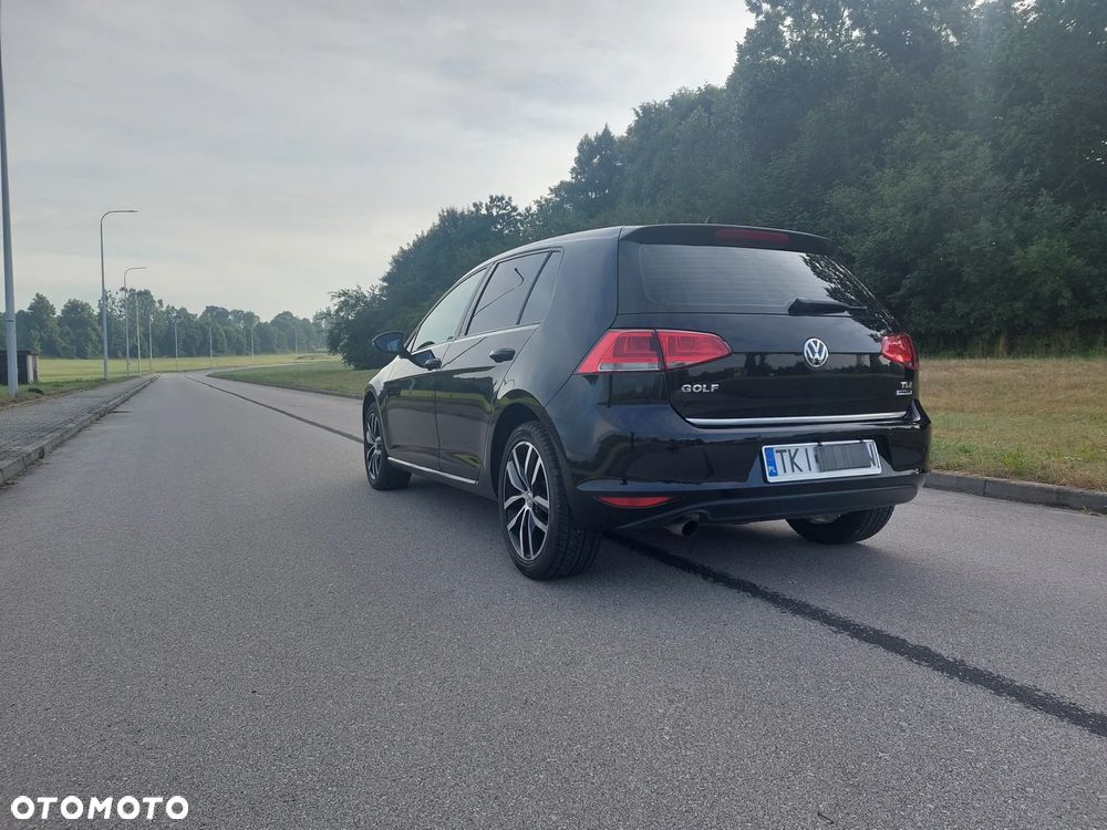 Volkswagen Golf - 11