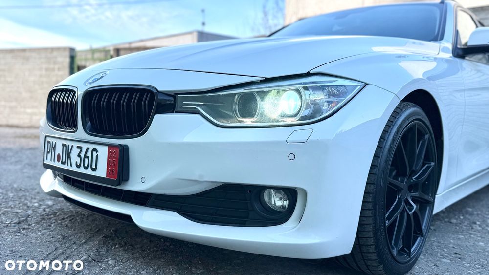 BMW Seria 3 - 32