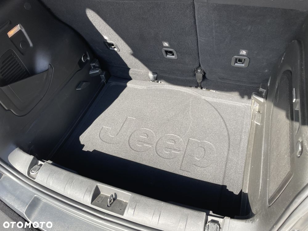 Jeep Renegade 1.3 GSE T4 Turbo Upland 4x4 S&S - 20