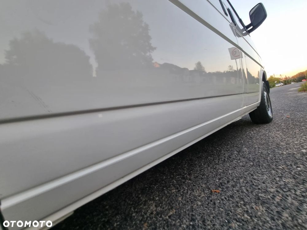 Volkswagen Transporter Standard - 40